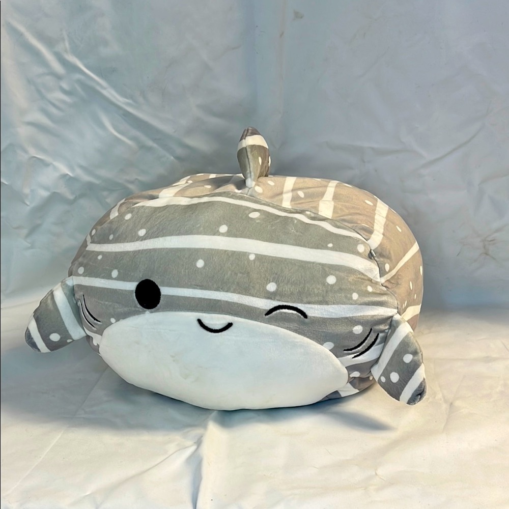 Stackable Whale Squishmallow